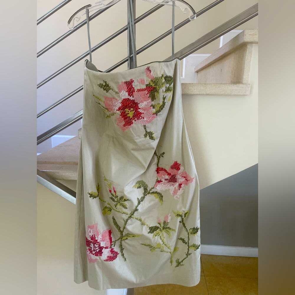 Vintage Floral Embroidered Strapless Dress